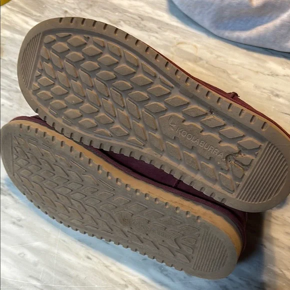 Mulberry Suede Koolaburra by UGG Ankle Boots with Shearling Lining - Picture 4 of 4